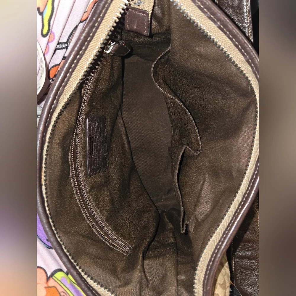 Coach Legacy 19918 Vintage Signature Shoulder Bag - Tan/Brown Jacquard & Leather - Picture 4 of 13